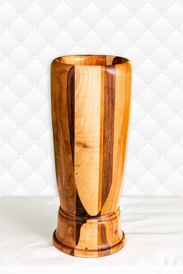https://woodsoncatlinfurniture.com/wp-content/uploads/2022/05/Woodson_Cuttingboards_-12-1-640x959.jpg